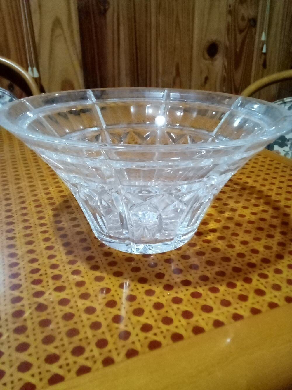 WATERFORD CRYSTAL - Welcome - 8" Round Bowl - 1997 - Great